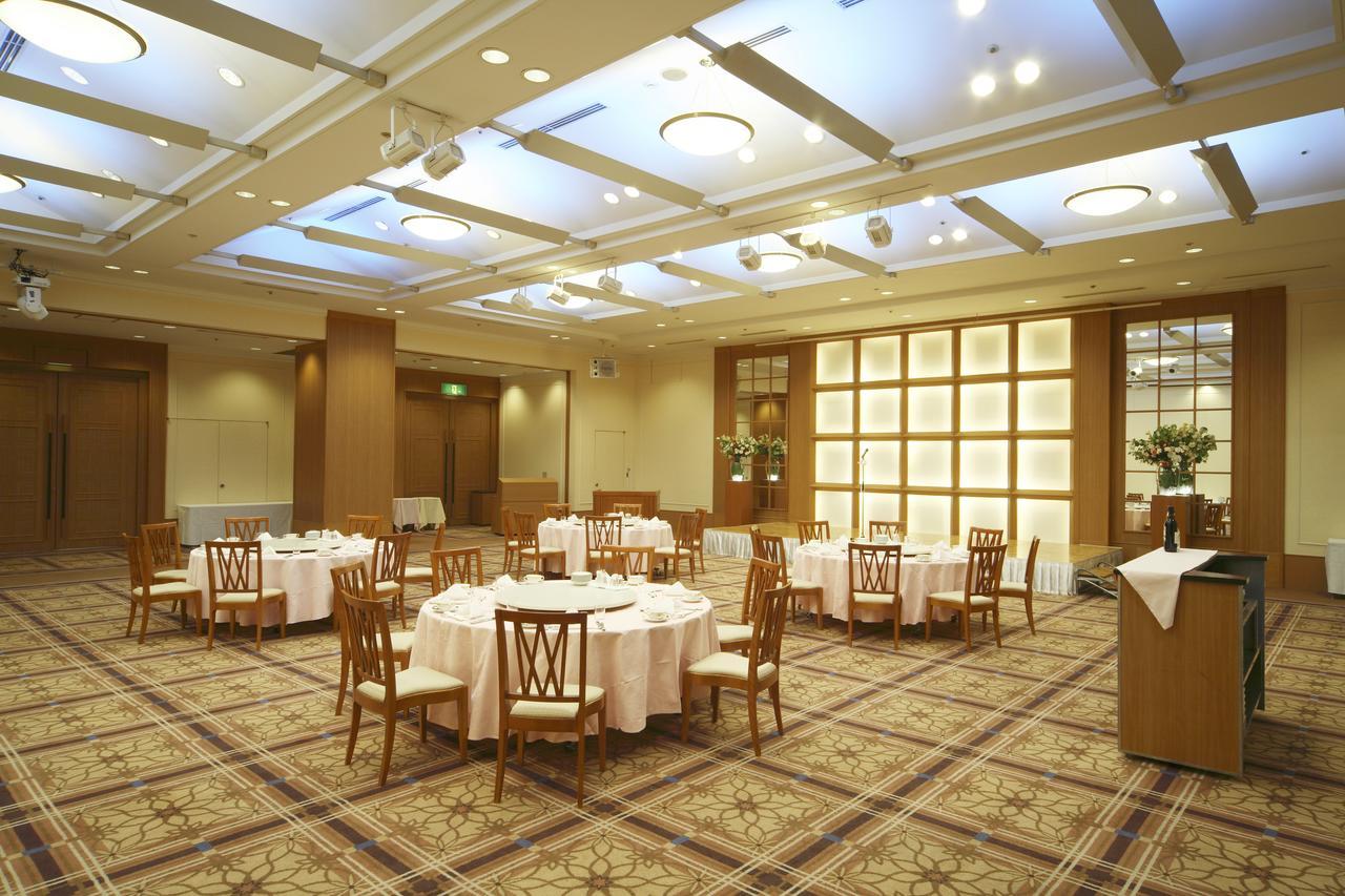 Hotel Mystays Premier Нарита Экстерьер фото